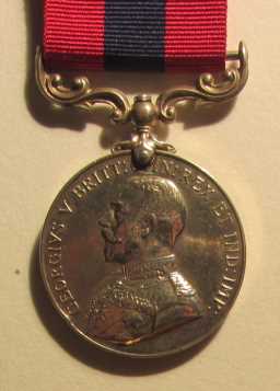 Distinguished Conduct Medal - 2351 PTE E. DAVISON. 1/9 DURH: