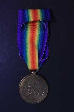 Victory Medal (1914-18) - LIEUT. R. CHATT.