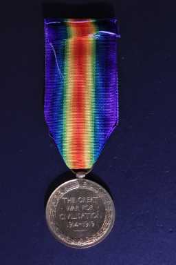Victory Medal (1914-18) - 7-4388 PTE. W. SWALES. DURH.L.
