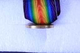 Victory Medal (1914-18) - 24554 PTE. O. REDSHAW. DURH.L.