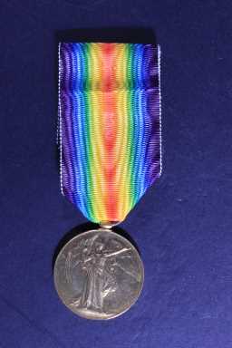 Victory Medal (1914-18) - 8-4154 PTE. G.BROWN. DURH.L.I.