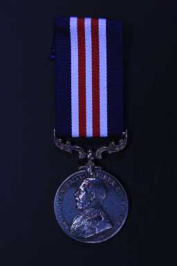 Military Medal - 2247 PTE F. KIDD. 5/DURH:L.I. 