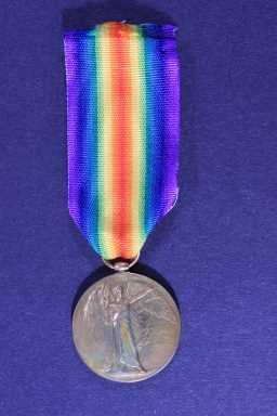 Victory Medal (1914-18) - 5-2367 PTE. W. PINDER. DURH.L.