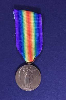 Victory Medal (1914-18) - 3139 CPL. E.R. BELL. DURH.L.I.