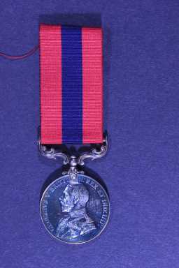 Distinguished Conduct Medal - 20-41 A.SJT: A. HOUSTON. 20/DU