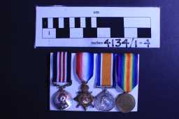 Military Medal - 1279 PTE J. BELL. 9/DURH:L.I.-