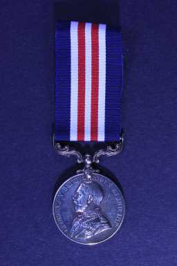 Military Medal - 1279 PTE J. BELL. 9/DURH:L.I.-