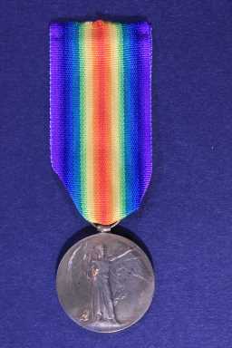 Victory Medal (1914-18) - 24796 C-SJT. W. MAUGHAN. DURH.