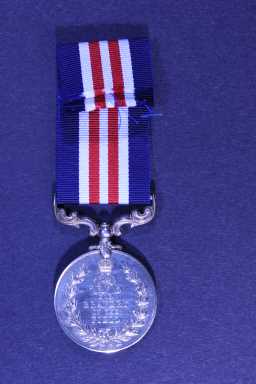 Military Medal - 1215 PTE.-A.L.CPL.- E.C. BELL.