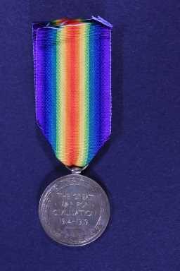 Victory Medal (1914-18) - CAPT. E.H. VEITCH.