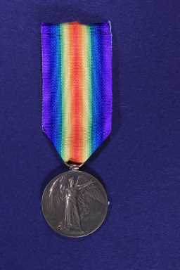 Victory Medal (1914-18) - 10438 T.C. SJT. J.H. CREBER. 