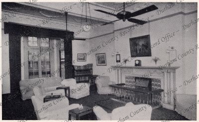 Photograph of a sitting room in an offi...