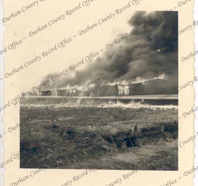 Photograph of the burning of the last r...