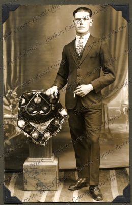 ref: D/DLI 7/584/1(33)