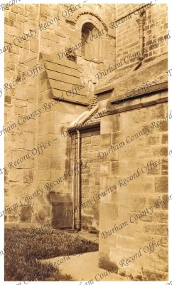 Photograph of the lower window on the no... Photograph of the lower window on the no...