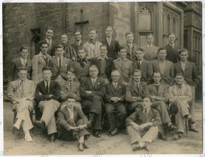 Photograph of second year certificate students, with staff, no names, 1939/40