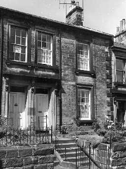 No.10 Percy Terrace, Alnwick. Photo Northumberland County Council, 1971. No.10 Percy Terrace, Alnwick. Photo Northumberland County Council, 1971.