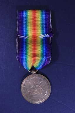 Victory Medal (1914-18) - 1748 PTE. J. MCLEAN. DURH. L.I