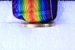 Victory Medal (1914-18) - 8-4154 PTE. G.BROWN. DURH.L.I.