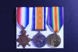 1914-15 Star - 22257 PTE J.H.L. HUNTER. DURH: