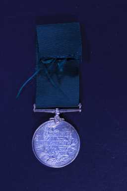 Volunteer Long Service Medal - CAPT A. HENDERSON. 5TH V.B. DU