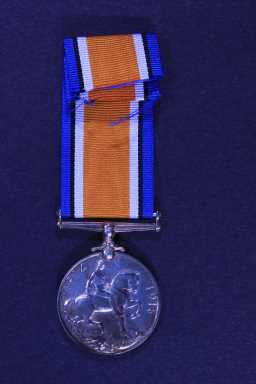 British War Medal (1914-20) - 20-613 SJT. T. CUMMINGS. DURH.