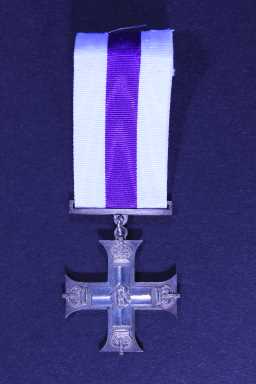 Military Cross - CAPTAIN L.S. BRIGGS THE D.L.I.