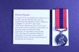 Distinguished Conduct Medal - 20-41 A.SJT: A. HOUSTON. 20/DU