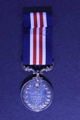Military Medal - 1279 PTE J. BELL. 9/DURH:L.I.-