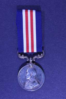 Military Medal - 1215 PTE.-A.L.CPL.- E.C. BELL.