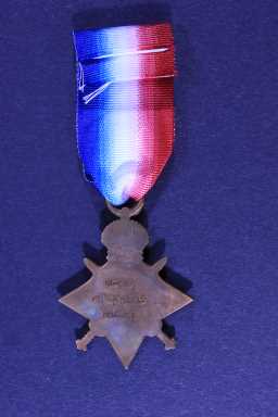 1914-15 Star - 18-1215 PTE. E.C. BELL. D:L:1