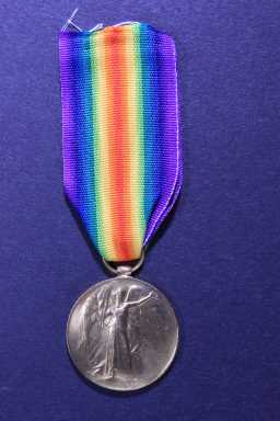 Victory Medal (1914-18) - 3-9287 SJT. C. BARELLA. DURH. 