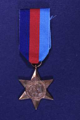 1939-45 Star - 4444811 PTE. P. GALLOGLY. 2DLI