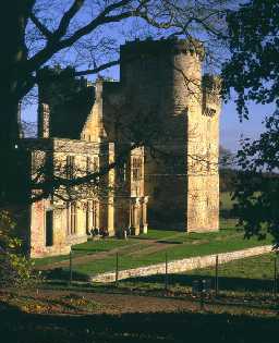Belsay Castle (Copyright © Don Brownlow)