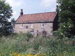 George Stephenson's Cottage, Wylam.
Photo by Harry Rowland.