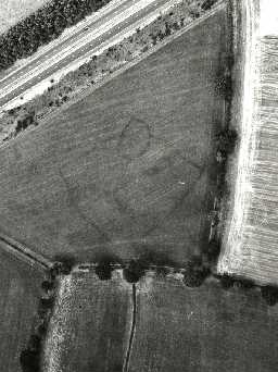 Aerial view showing cropmarks of an enclosed settlement near Spital Hill. Photo © Tim Gates.