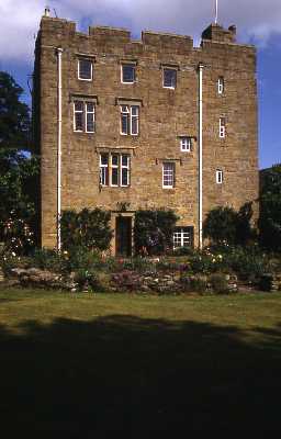 Horsely Tower at Longhosley. Photo Peter Ryder.