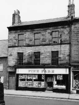No.54 Bondgate Within, Alnwick. Photo Northumberland County Council, 1971.