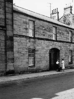 Nos 2 and 3 Percy Street, Alnwick. Photo Northumberland County Council, 1971.