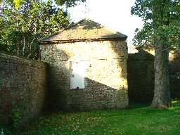 Dovecote & Wall at Snow's Green House, Shotley Bridge © DCC 13.07.2009