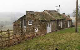 Fmr Smithy opp Broadwood Cottages 2003