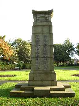 War Memorial in the Park @ Annfield Plain © DCC 04.11.09