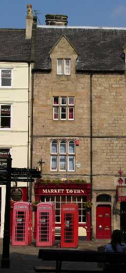 27 Market Place (Market Tavern) Durham 2004