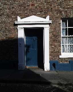 7 South Bailey, Durham - door detail 2000