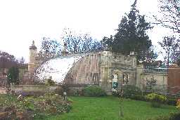 Lodge, glasshouse and wall  © DCC 2005