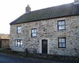 Stone Bridge Farmhouse © DCC 2003
