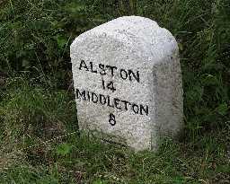 Milestone, B6277   © DCC 2003