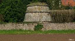 Garden Wall,  SE of Gainford Hall  © DCC 2006