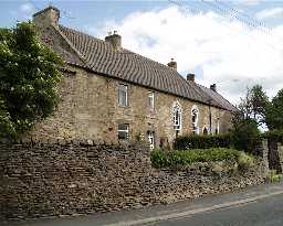 Former Manse & Baptist Chapel  © DCC 2003