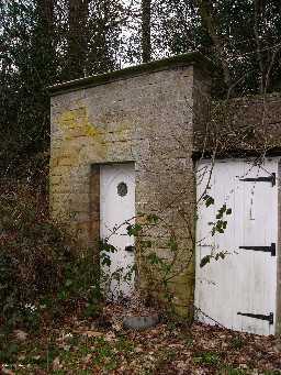 Former Privies @ Hutchinson Terrrace © DCC 2005